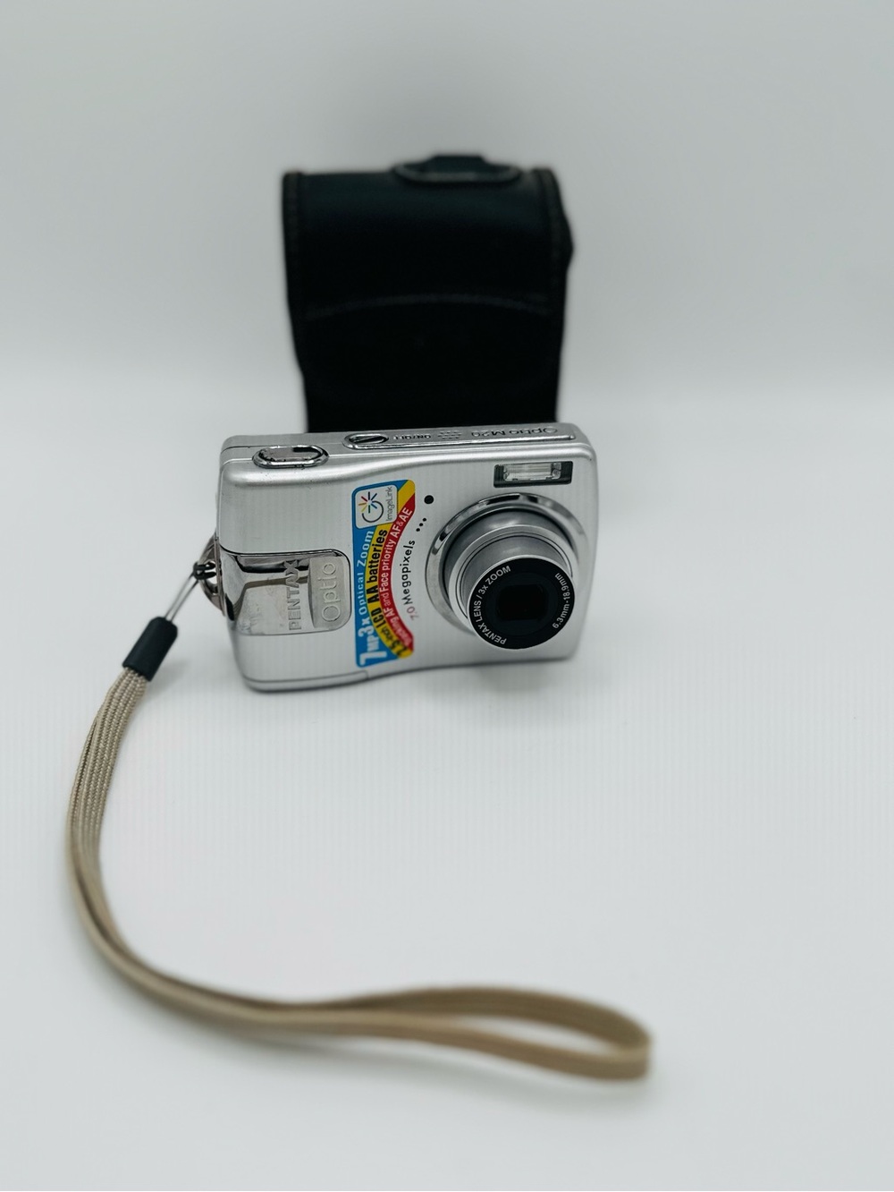 Pentax M20 Compact Digital Camera - Tested+ Uses 2 easily available AA batteries